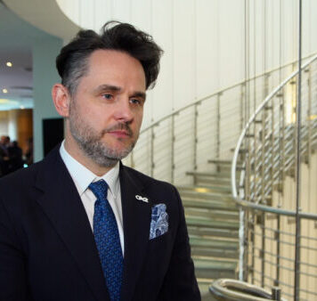 Ponad 30 proc. energii elektrycznej w Polsce jest produkowane w odnawialnych źródłach. Zielona transformacja wciąż napotyka bariery